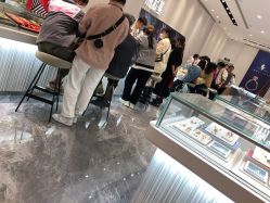 -潮宏基(万象城店)