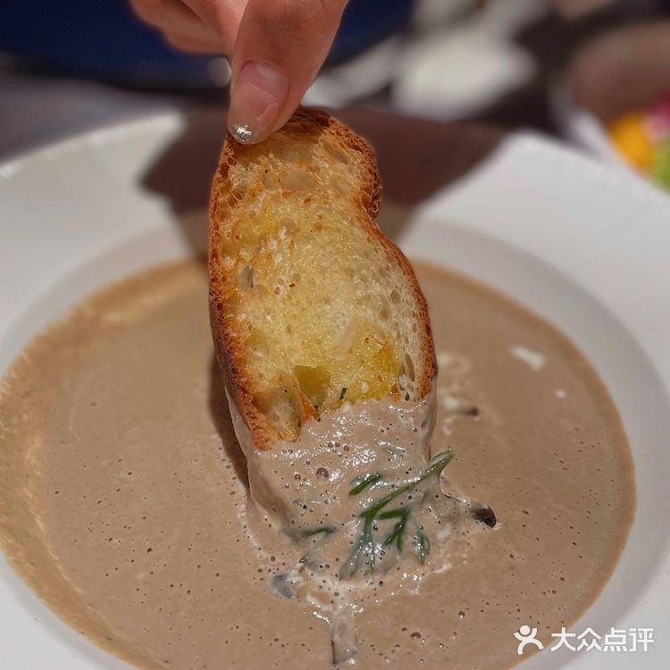 老牌coco依旧是约会圣地