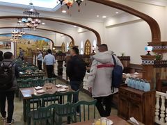 大堂-清真·玛丽亚新疆菜主题餐厅(浙江中路店)