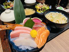 -家贺屋刺身寿司专门店
