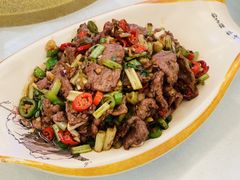 小炒黄牛肉-椿记烧鹅(叠彩店)