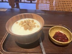 -银米·云南传统过桥米线(双廊黑金冠店)