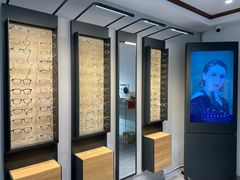 -目艮眼镜SHOWROOM(品牌集合店)