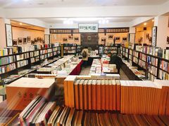 -三味书屋(复兴门内大街店)