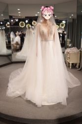 点击看大图 -艾米丽婚纱礼服