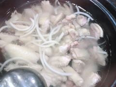 -东椰·海南椰子鸡火锅(朝阳门店)