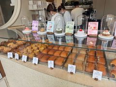-VERIE BAKEHOUSE