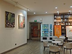 -怡莱精品酒店(苏州新区何山地铁站店)