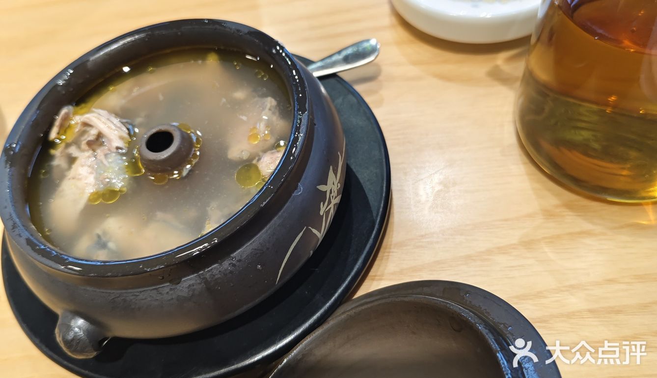 汪曾祺笔下的汽锅鸡真的有！！