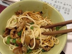 仔姜肥肠面-大石人家鱿鱼面馆(大石西路总店)