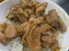 滑鸡蒸饭-品香排骨饭(羊官路店)