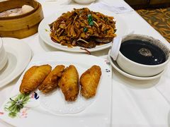 干炒牛河-稻香酒家·34年老字号·港式粤菜(汉街店)