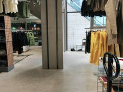 -迪桑特DESCENTE(北京三里屯BLANC店)