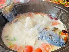 小锅石锅鱼-泸沽肴(泸沽湖大洛水村农村信用社旁店)