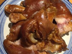 -猫爷的腔调·黔小馆(交大医学住宅区店)