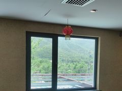 -缘福乡村铁锅炖民宿(八达岭店)
