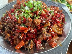 -廖哥泡椒兔(峨眉店)