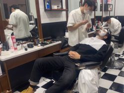 -MARTIN'S BARBER SHOP男士理发馆