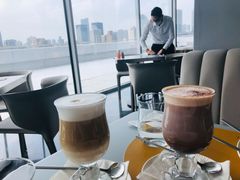 靠窗位-璞渼咖啡 ROOF P.M. Café(浦东美术馆店)