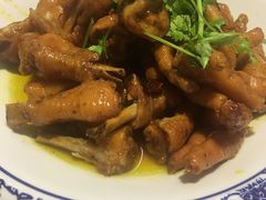 压锅鸡爪-春香鸡馆