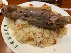 豪华羊腿饭-巴依家新疆手抓饭(菱角湖万达店)