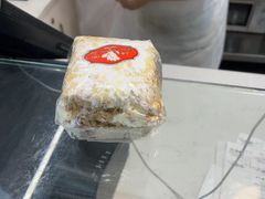 拿破仑-白玉兰食品(中山公园龙之梦店)