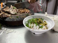 -阿阳牛腩腌面店