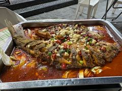 -老街烧烤大排档·地道湖北菜·龙虾馆(汉口火车站店)
