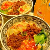 跟着陕西土著准备没错！这一碗油泼面嘹咋咧