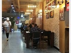 大堂-白氏兄弟烧烤(富康路总店)
