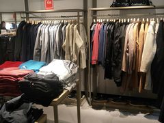 -URBAN REVIVO(北京斯普瑞斯奥特莱斯店)
