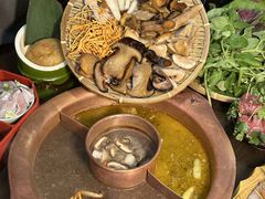 -滇釜火锅·能喝汤的火锅(车公庄店)