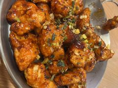 -BHC炸鸡(明洞总店)