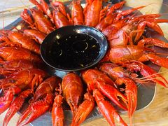 -老街烧烤大排档·地道湖北菜·龙虾馆(汉口火车站店)