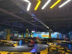 -极限PLAY运动娱乐新世界·团建派对潮玩休闲馆·室内蹦极高空游乐园