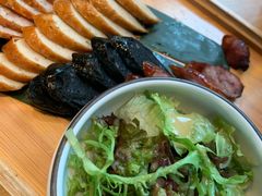 慢煎三文鱼沙拉-青麦家·融合餐厅(江岛智立方店)