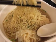 -新大咀港式茶餐厅(宝山万达店)