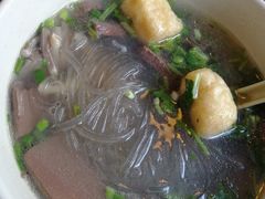 -佬钱湾仔(衣裳街店)