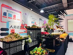 -极限PLAY运动娱乐新世界·团建派对潮玩休闲馆·室内蹦极高空游乐园