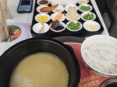 -妈妈故事米线(市府恒隆店)