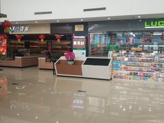 -窦店服务区-停车场