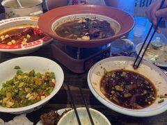-阿财老铺·老蚌埠龙虾城(华夏总店)