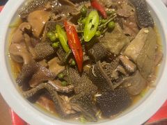 -东口码头·烧鸽子·鱼头泡饼·地方菜(金鹰悦城店)