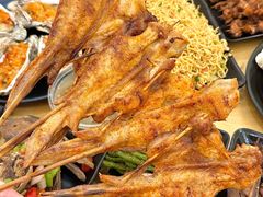 -蚝抵食·湛江生蚝(湾北路店)