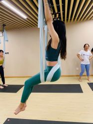 -酉嘉瑜伽YO+YOGA