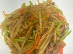 -黄泥岗·地道湖北菜(奥特莱斯店)