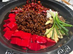 -卤校长老火锅(杨家坪直营店)