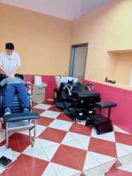 -Devilhands Barbershop男士理容店