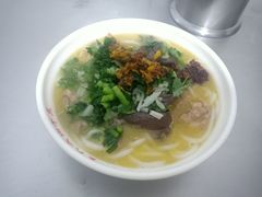 -文山荷鲜居(翠湖店)