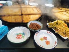 -小媳妇铁锅炖(安华街店)